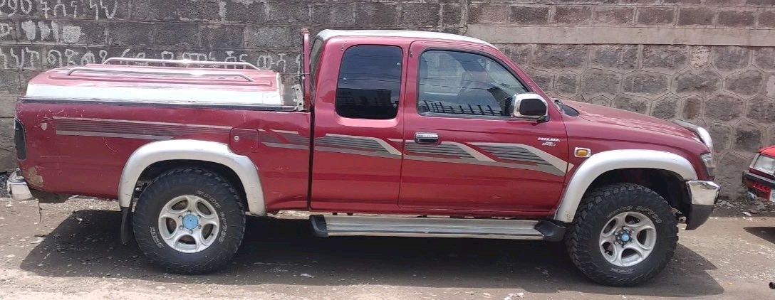 D4D Pickup,2003,full option,excellent condition!!