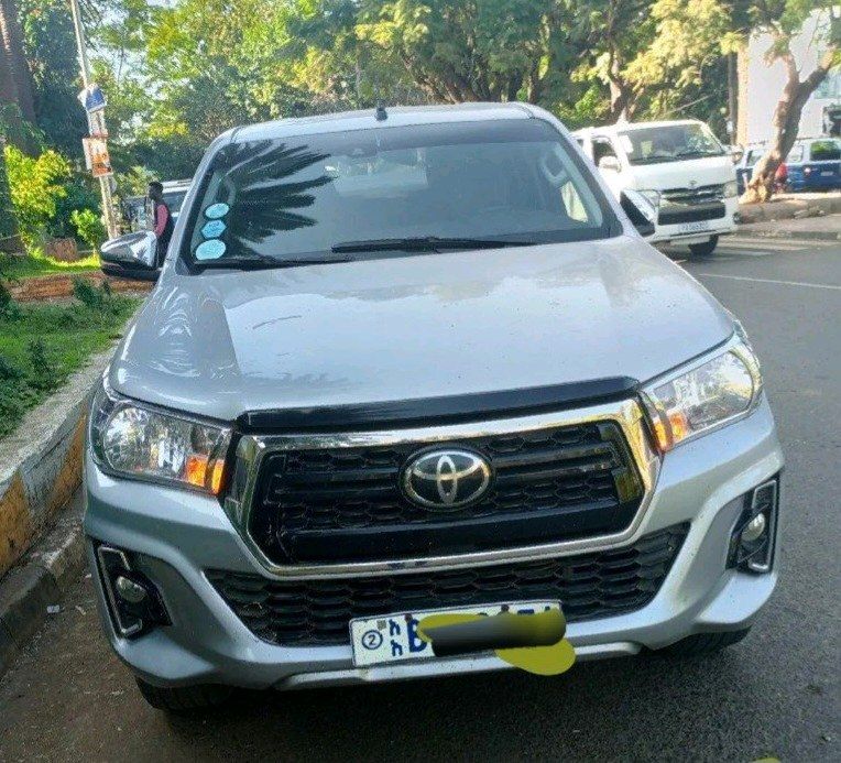 2020 Revo,Excellent condition,እጅግ በጣም ንፁህ መኪና!! - Image