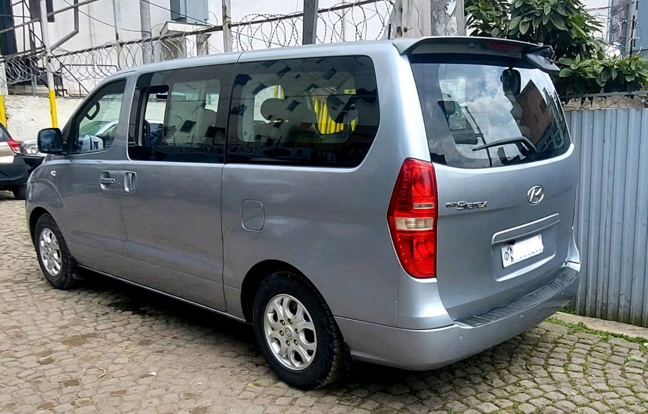 HYUNDAI STAREX/H1,2012,EXCELLENT CONDITION!! - Image