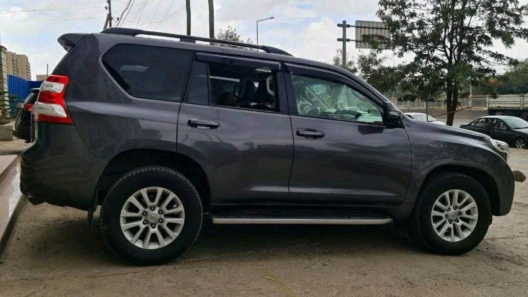 2015 AUTOMATIC PRADO,FULL OPTION. - Image