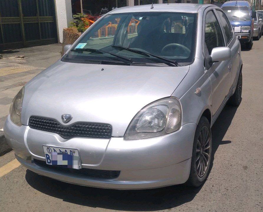 በጣም አሰቸኳይ!! AUTOMATIC VITZ,2001.