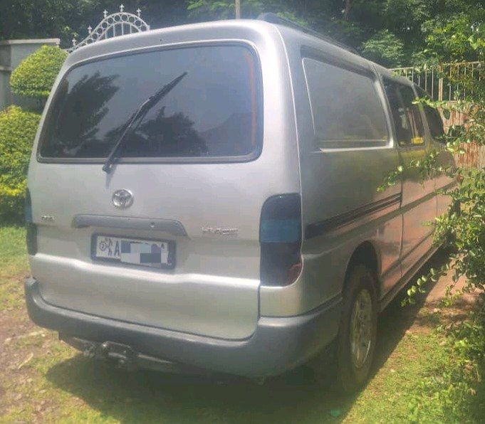 D4D DOLPHIN,VAN,2005,ደረጃ 1.