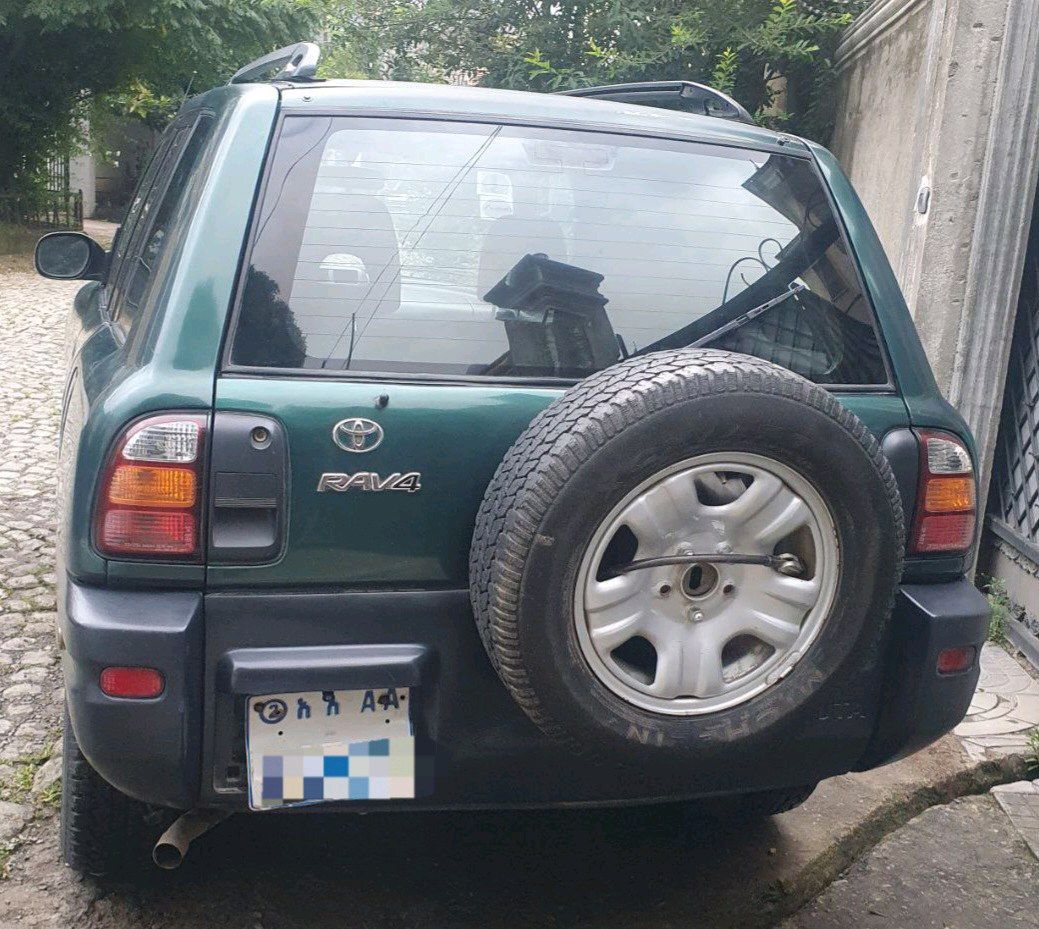 AUTOMATIC RAV4,1999,EXCELLENT CONDITION!! - Image
