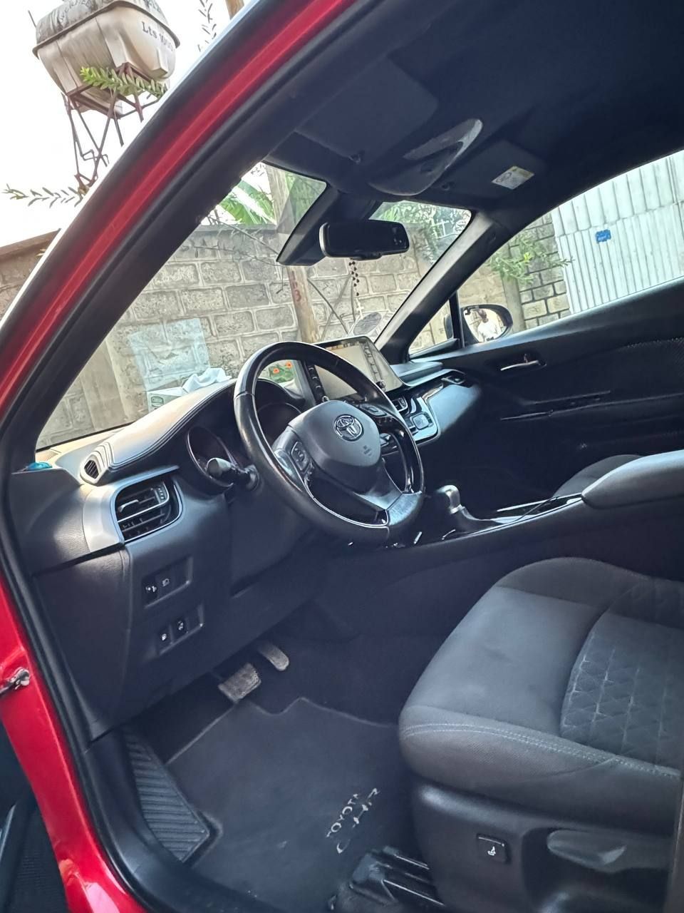 TOYOTA CH-R - Image