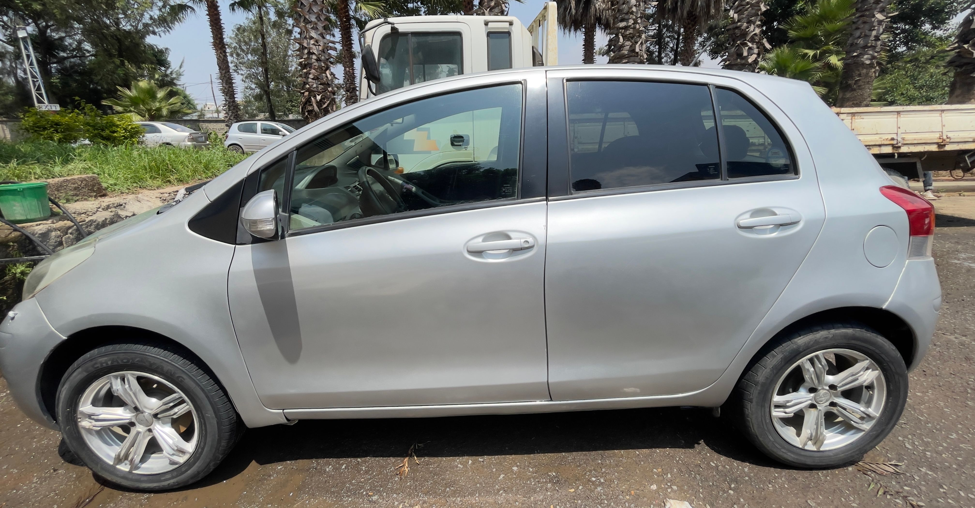 Toyota Vitz Compact