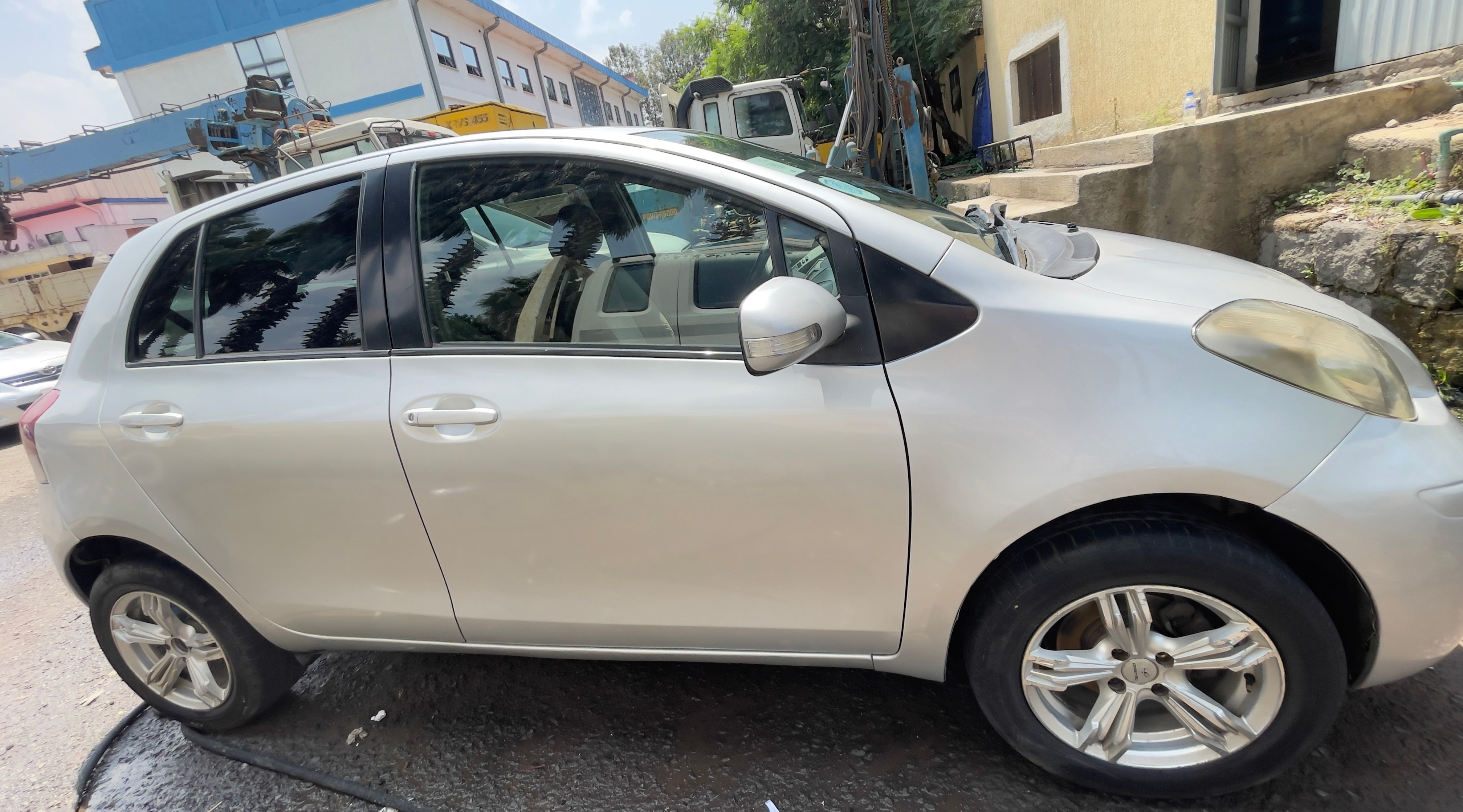 Toyota Vitz Compact - Image