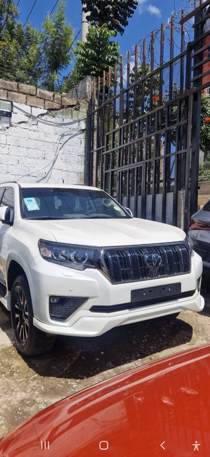 Toyota Land cruiser Prado GRJ150 2022 - Image