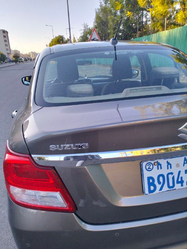 Suzuki Dzire - Image