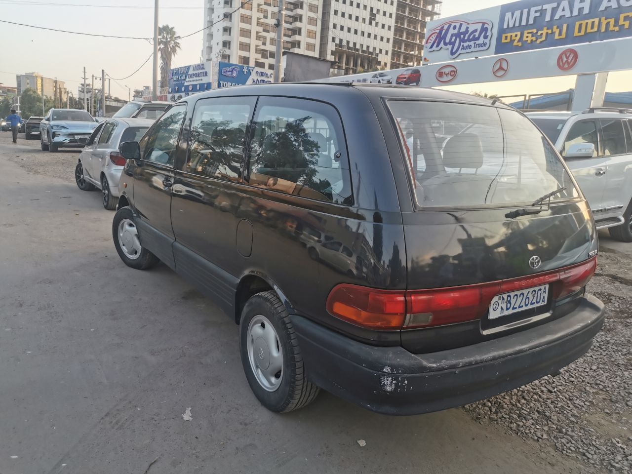 Toyota previa 1997