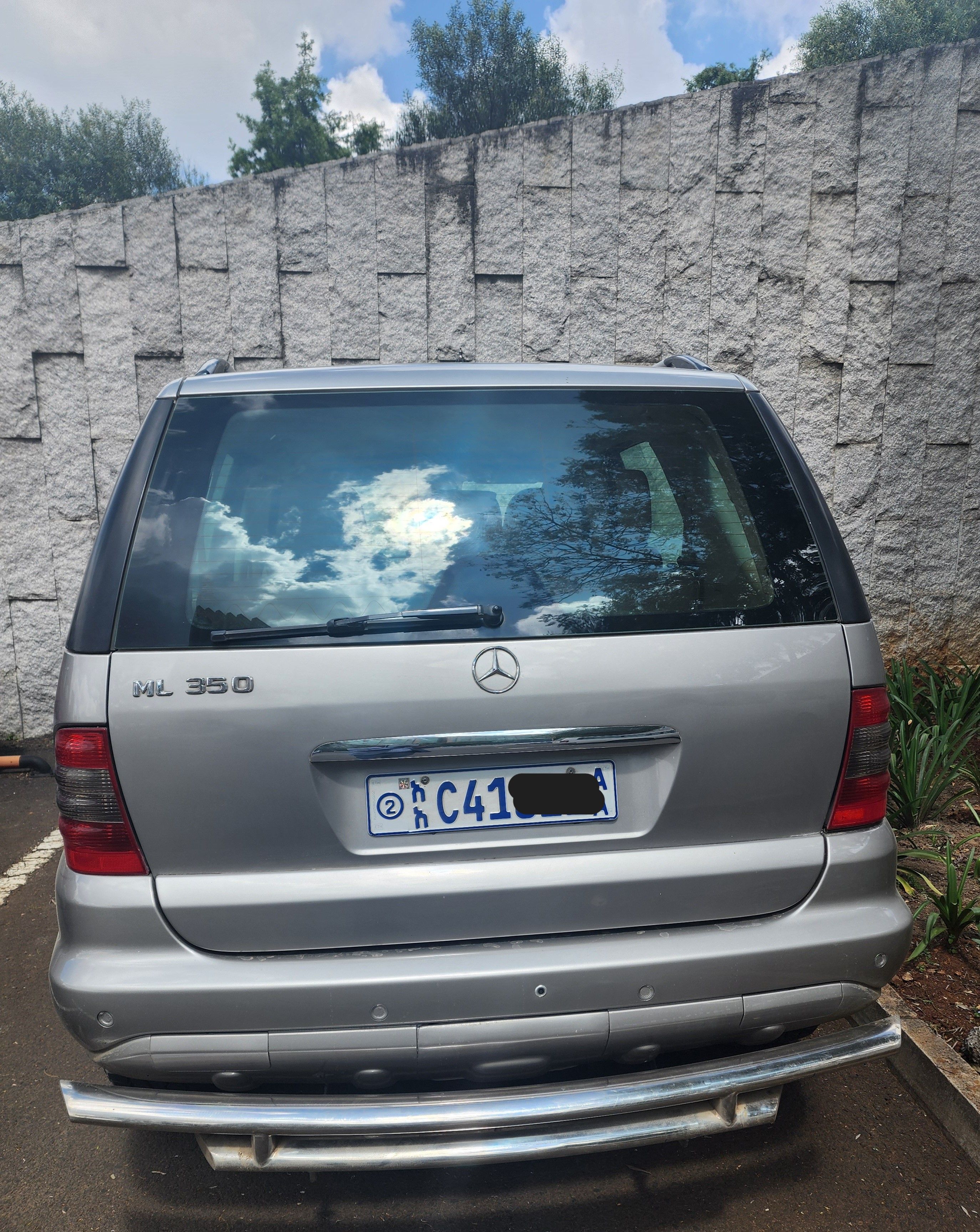 Mercedes Benz ML 350 - Image