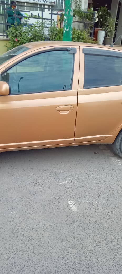Toyota Vitz 2004 - Image
