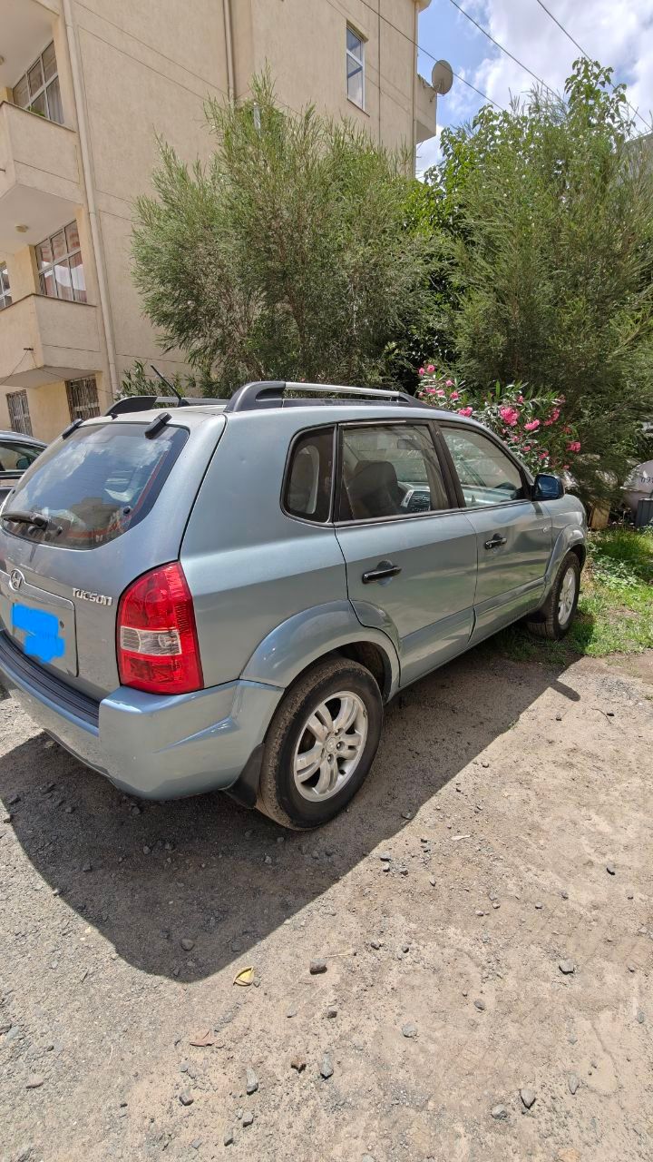 Hyundai Tucson  - Image