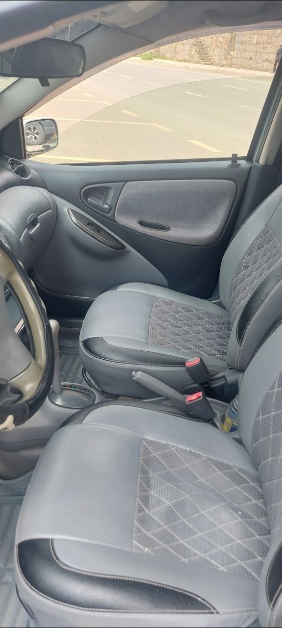 Toyota Vitz 2001 - Image