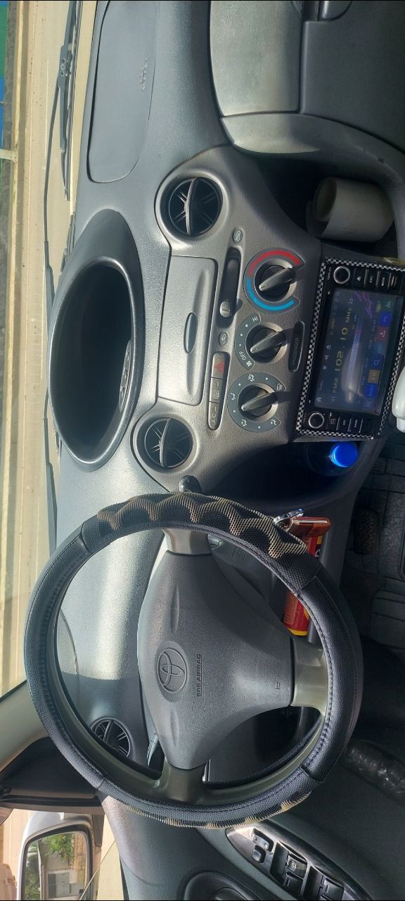 Toyota Vitz 2001 - Image