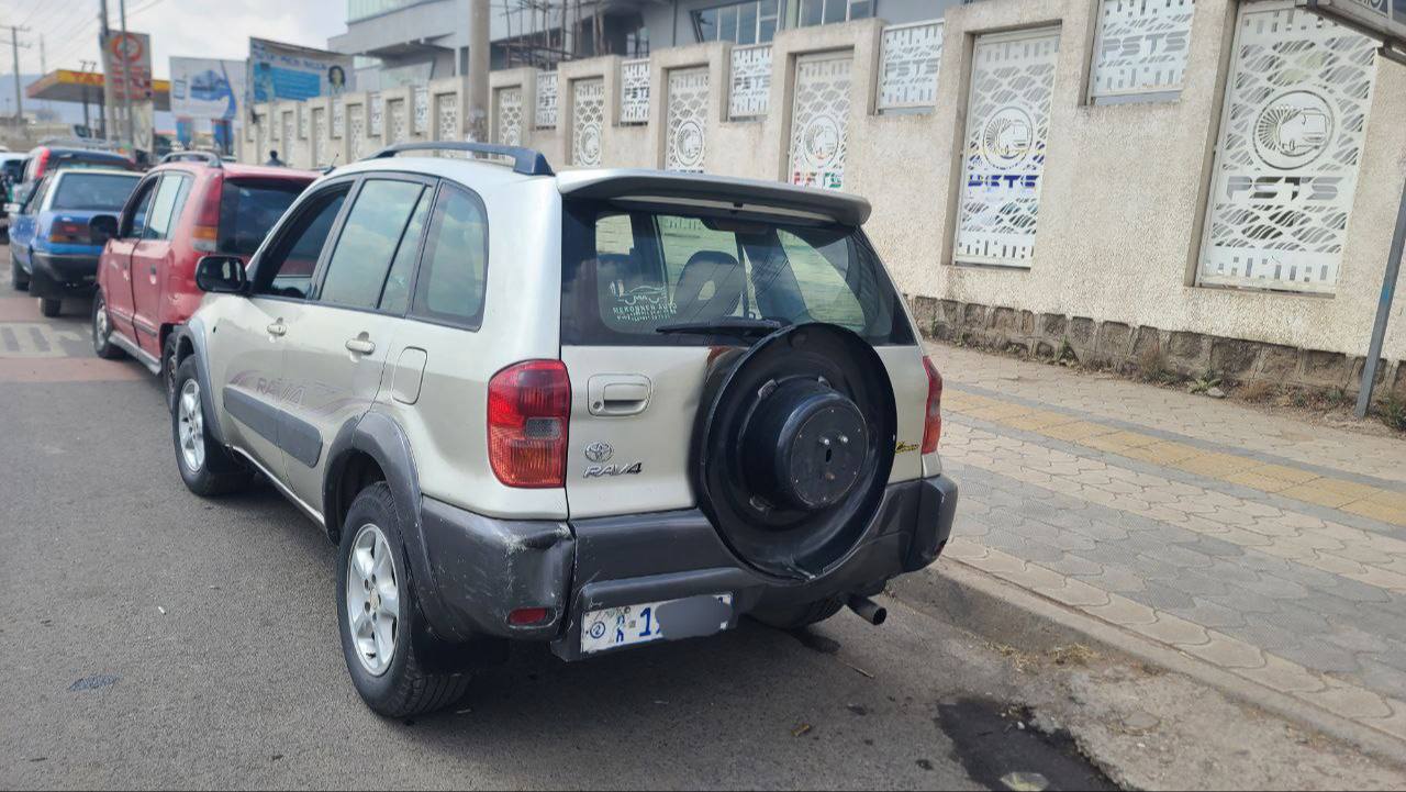 Toyota Rav4'2001 - Image