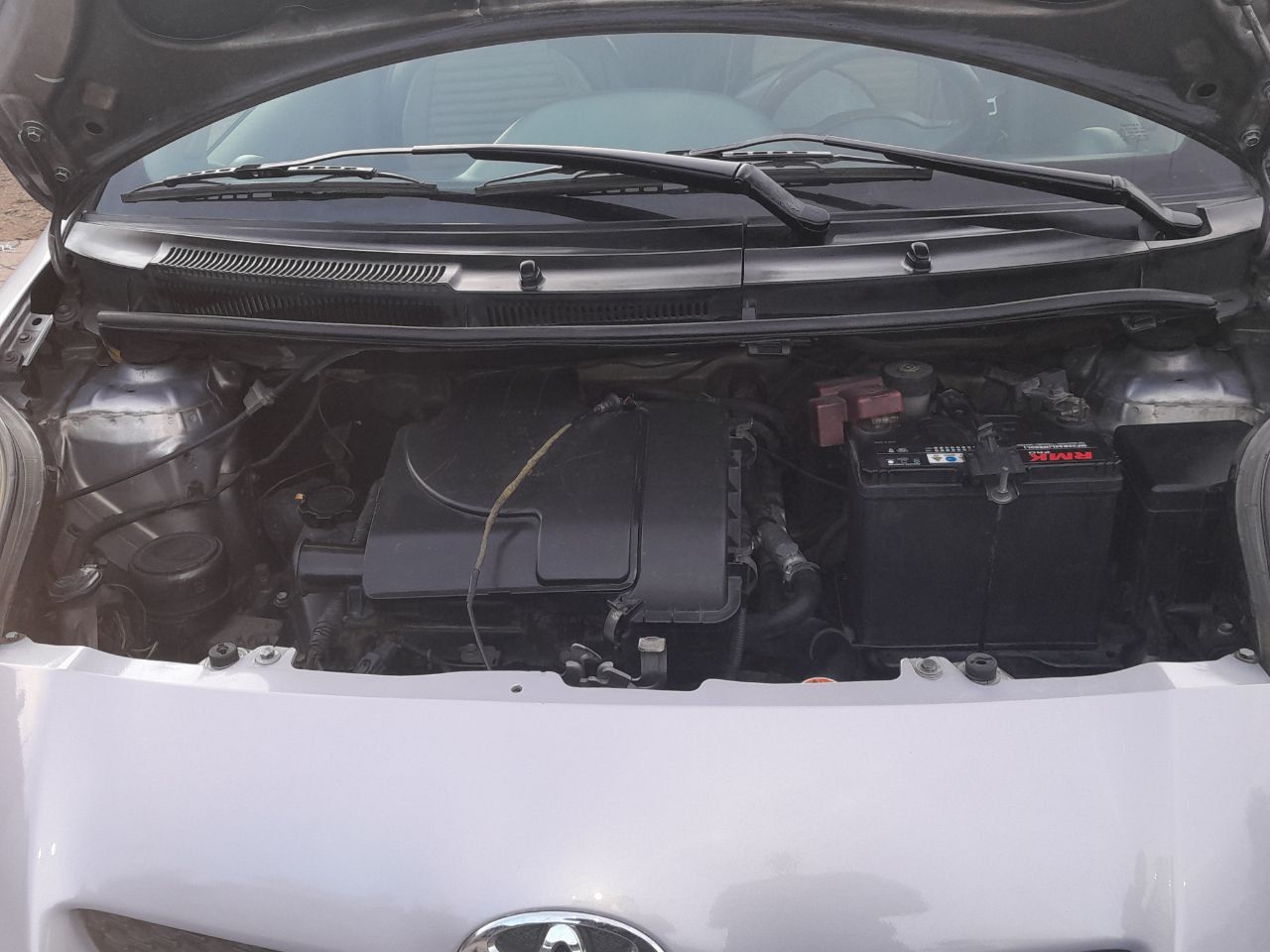 Toyota yaris compact 2010 - Image