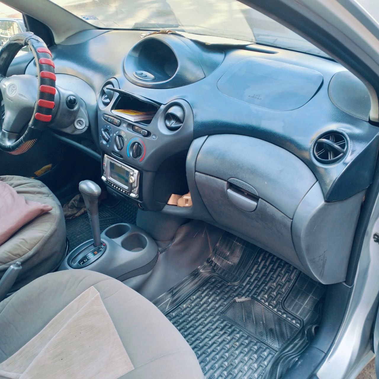 Toyota Vitz 2001 - Image