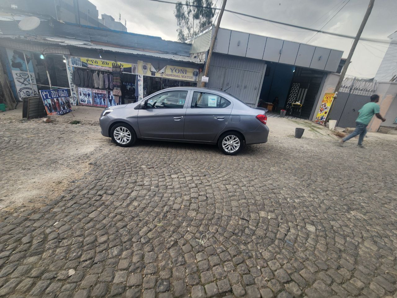 Mitsubishi attrage 2021/12
