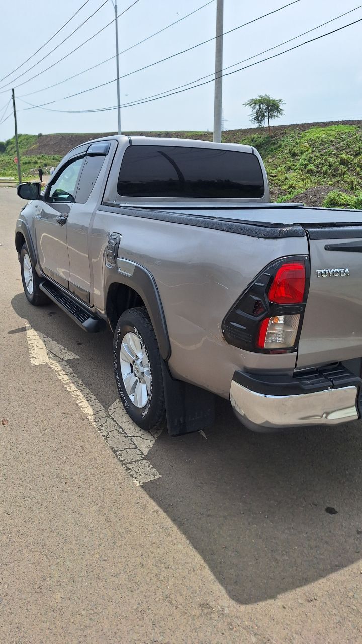 Toyota Hilux 2020 - Image