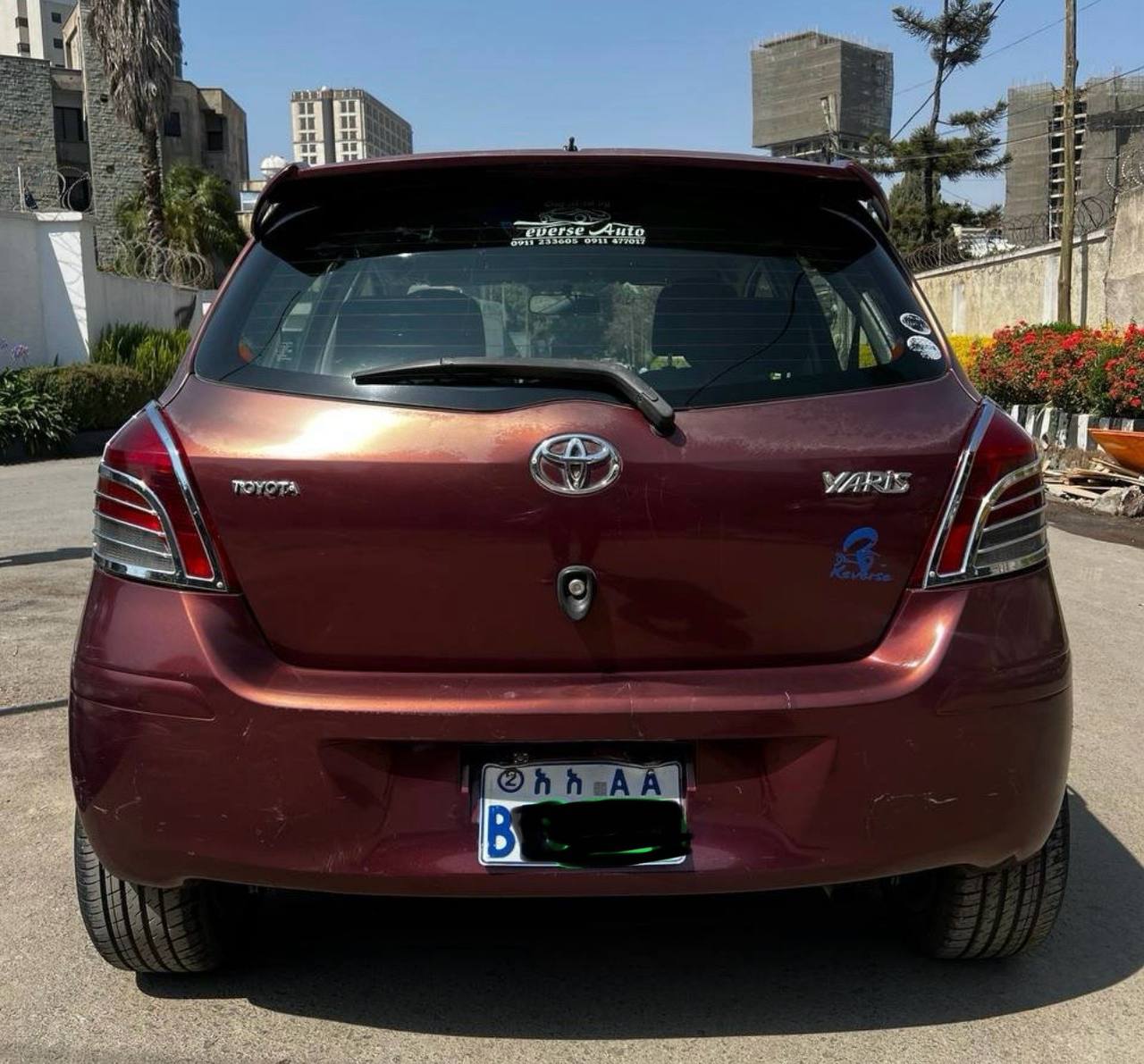 Toyota Yaris compact 2010 - Image