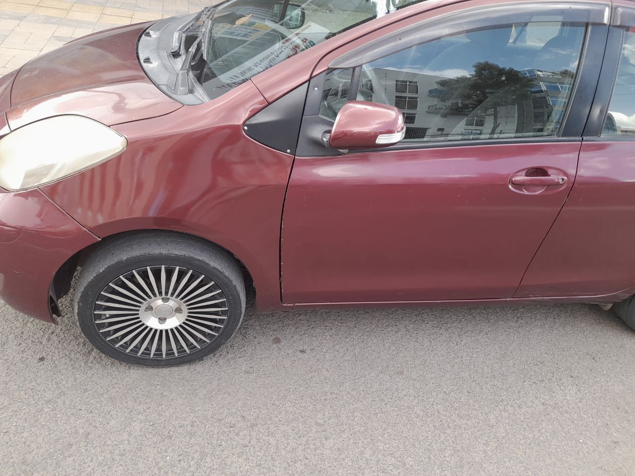 Toyota Yaris Compact  - Image