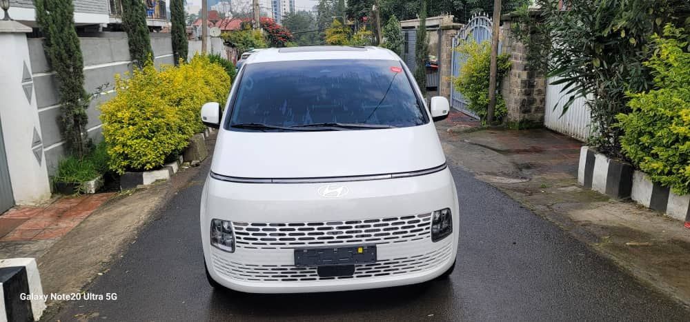HYUNDAI  STRIA HYBRID 1.6 CC 2024 