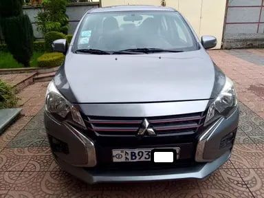 Mitsubishi Attrage 