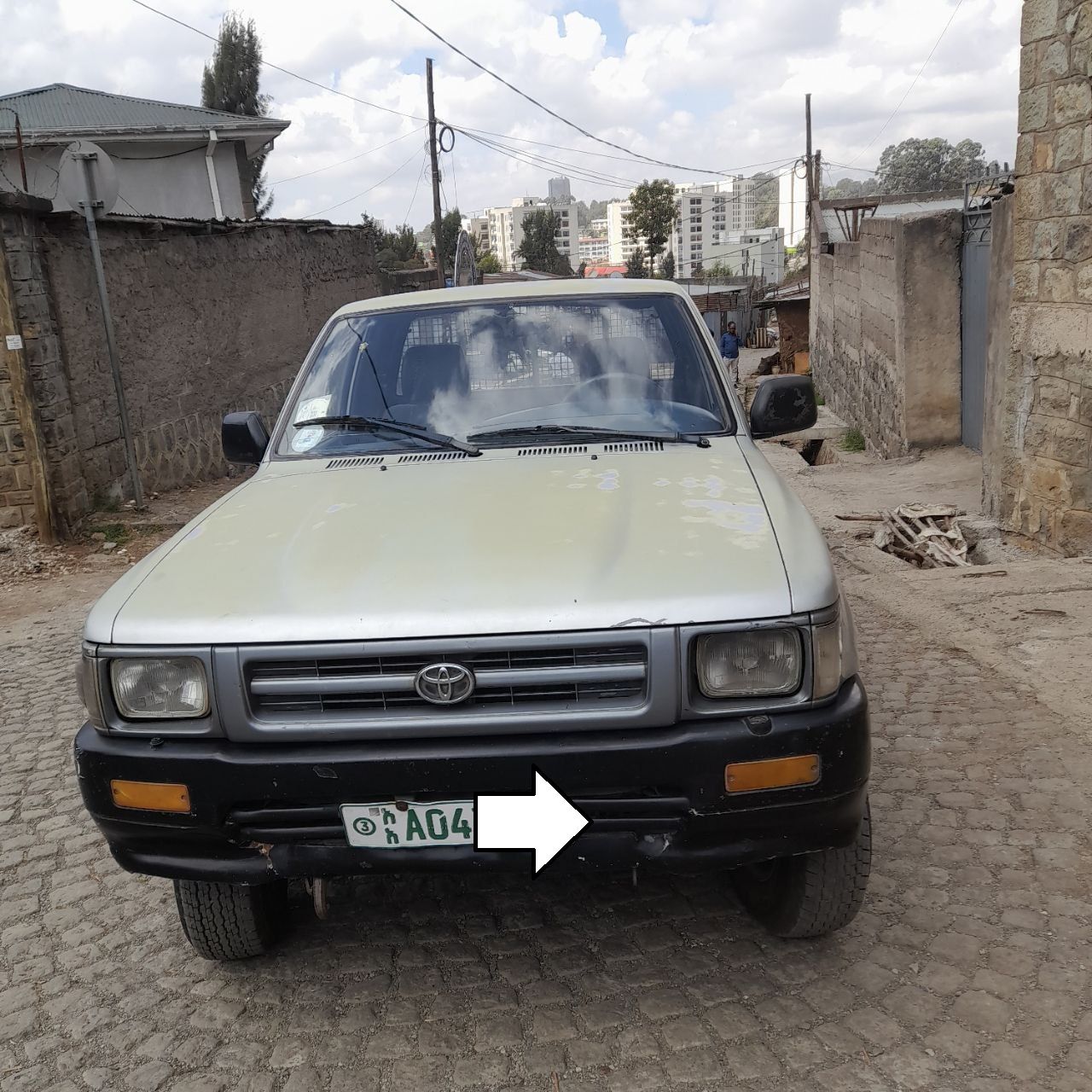 TOYOTA HILUX 