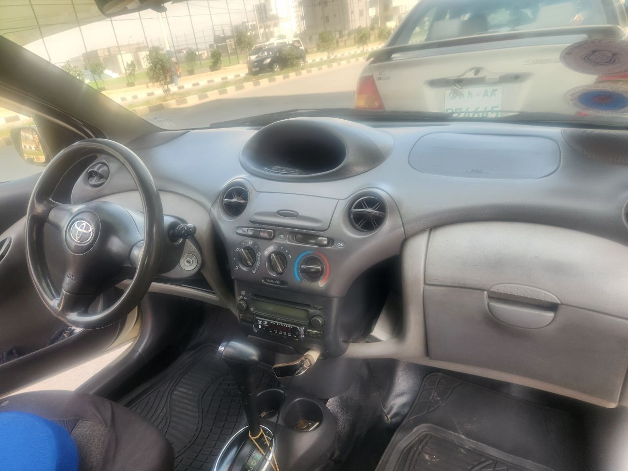 Toyota vitz 2002 - Image