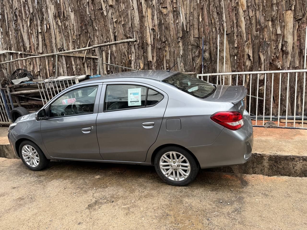 Mitsubishi attrage 2021 - Image