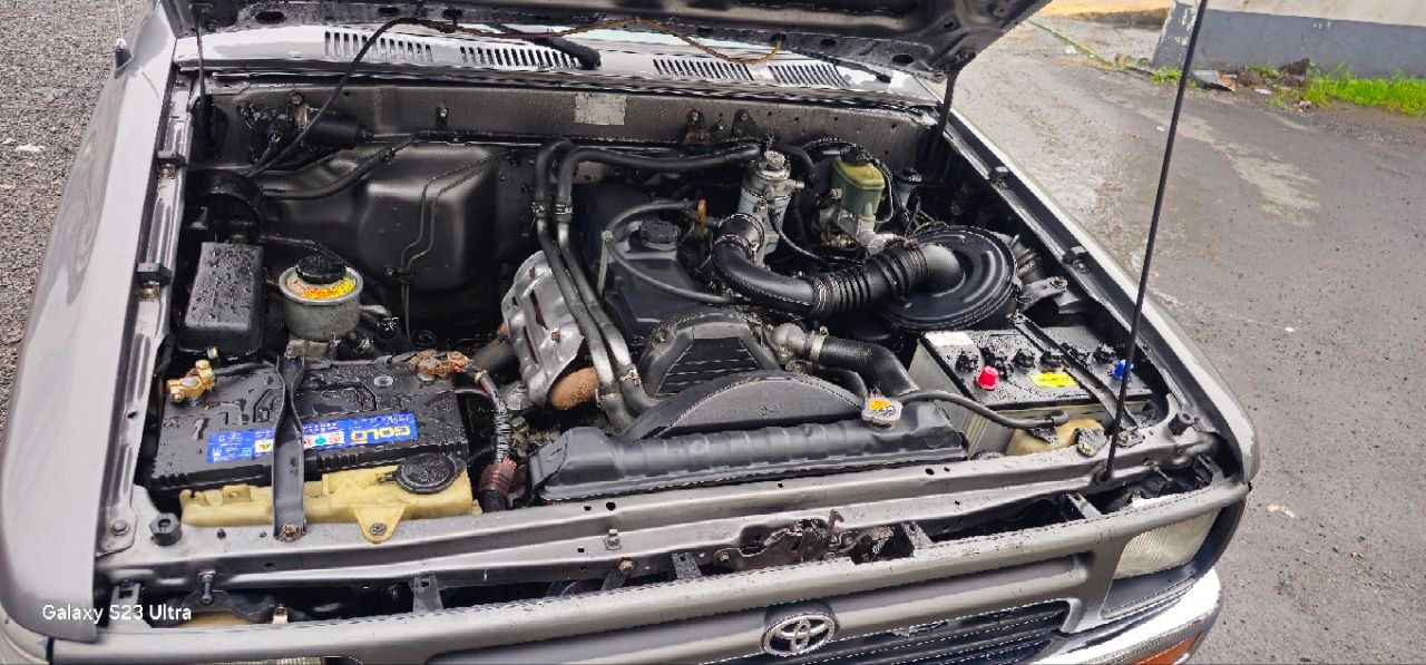 Toyota Hilux 1996 - Image