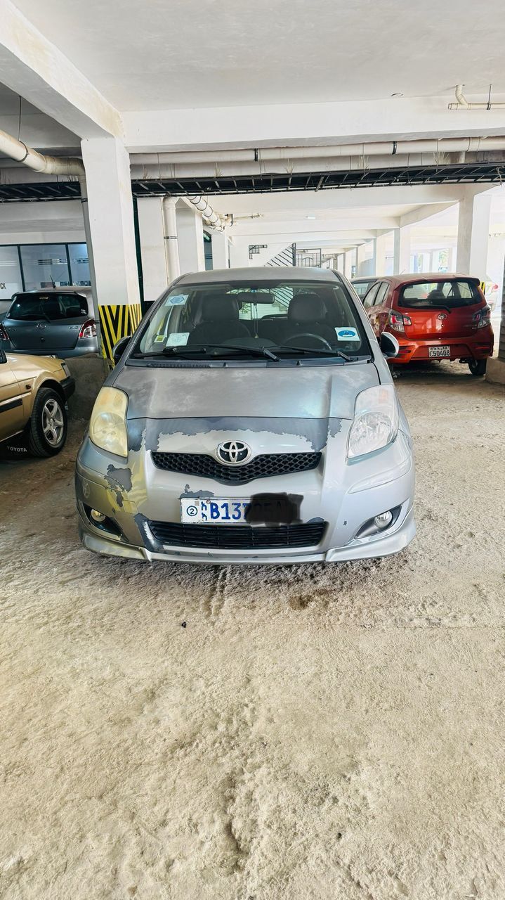 Toyota yaris 2009 Meri yezore