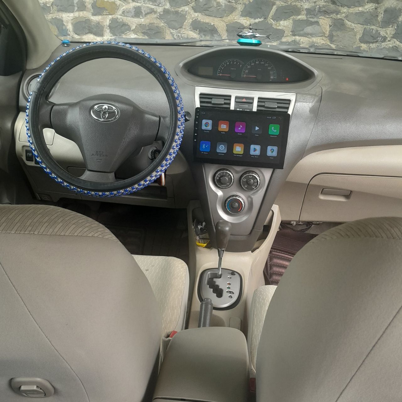 Toyota yaris belta 2009 - Image