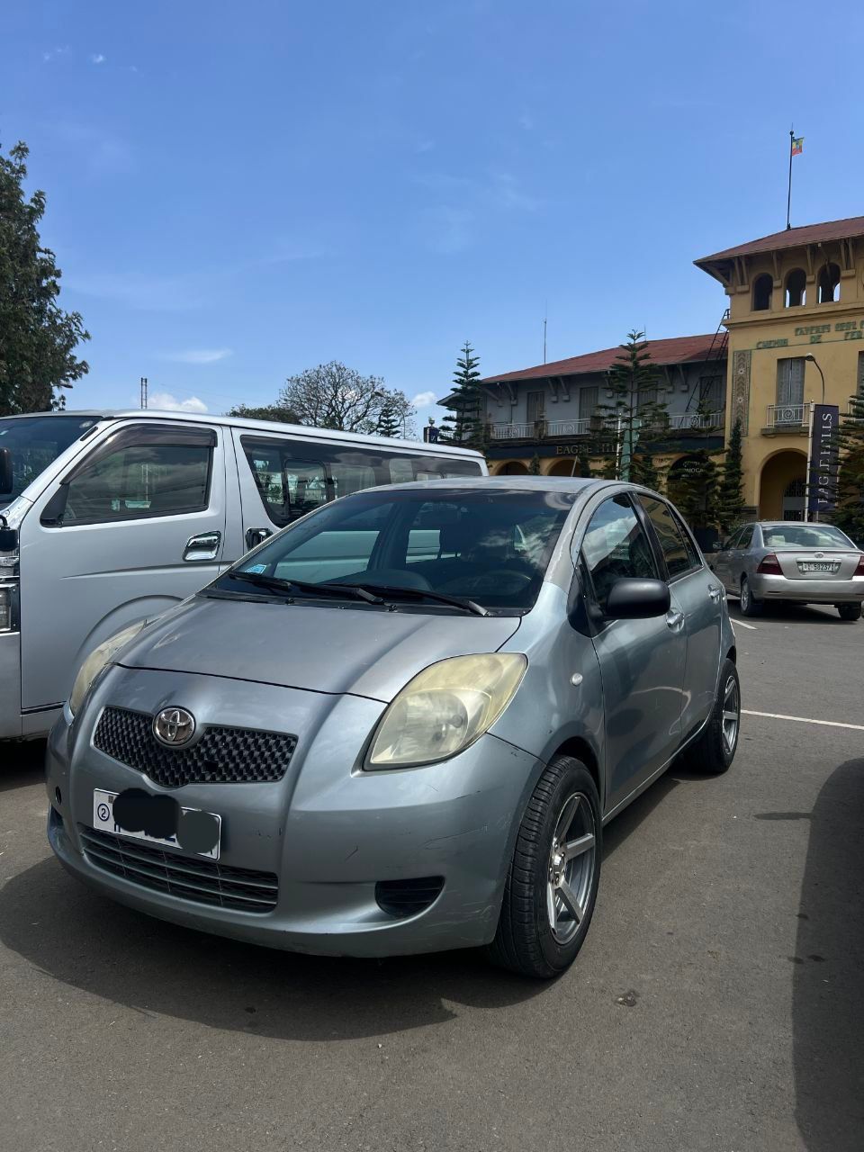Toyota Colpact Yaris 2006