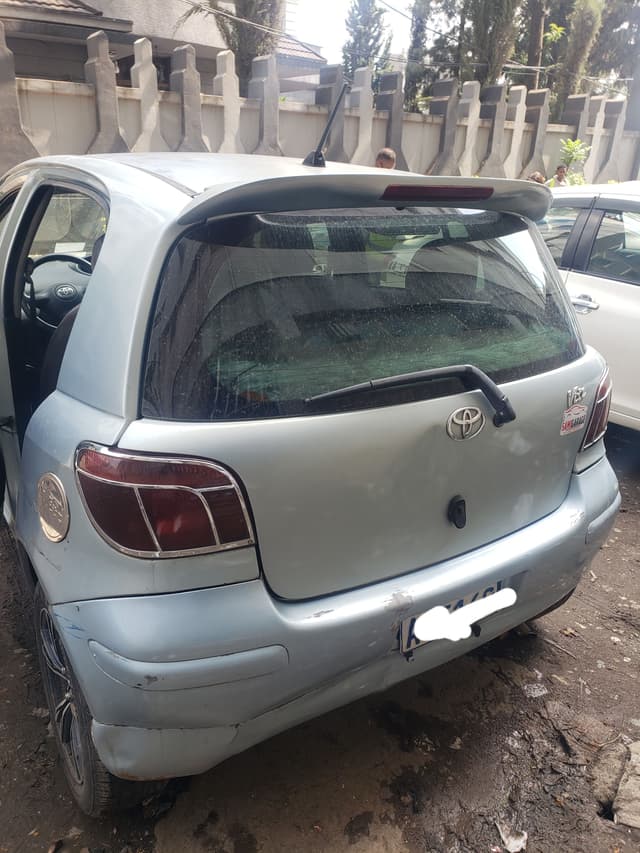 Toyota vitz - Image