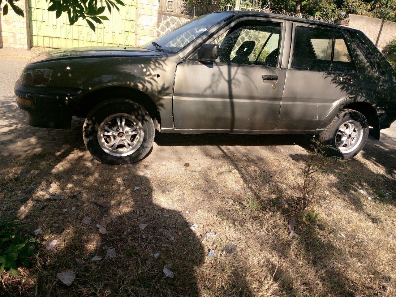 Nissan Sunny - Image