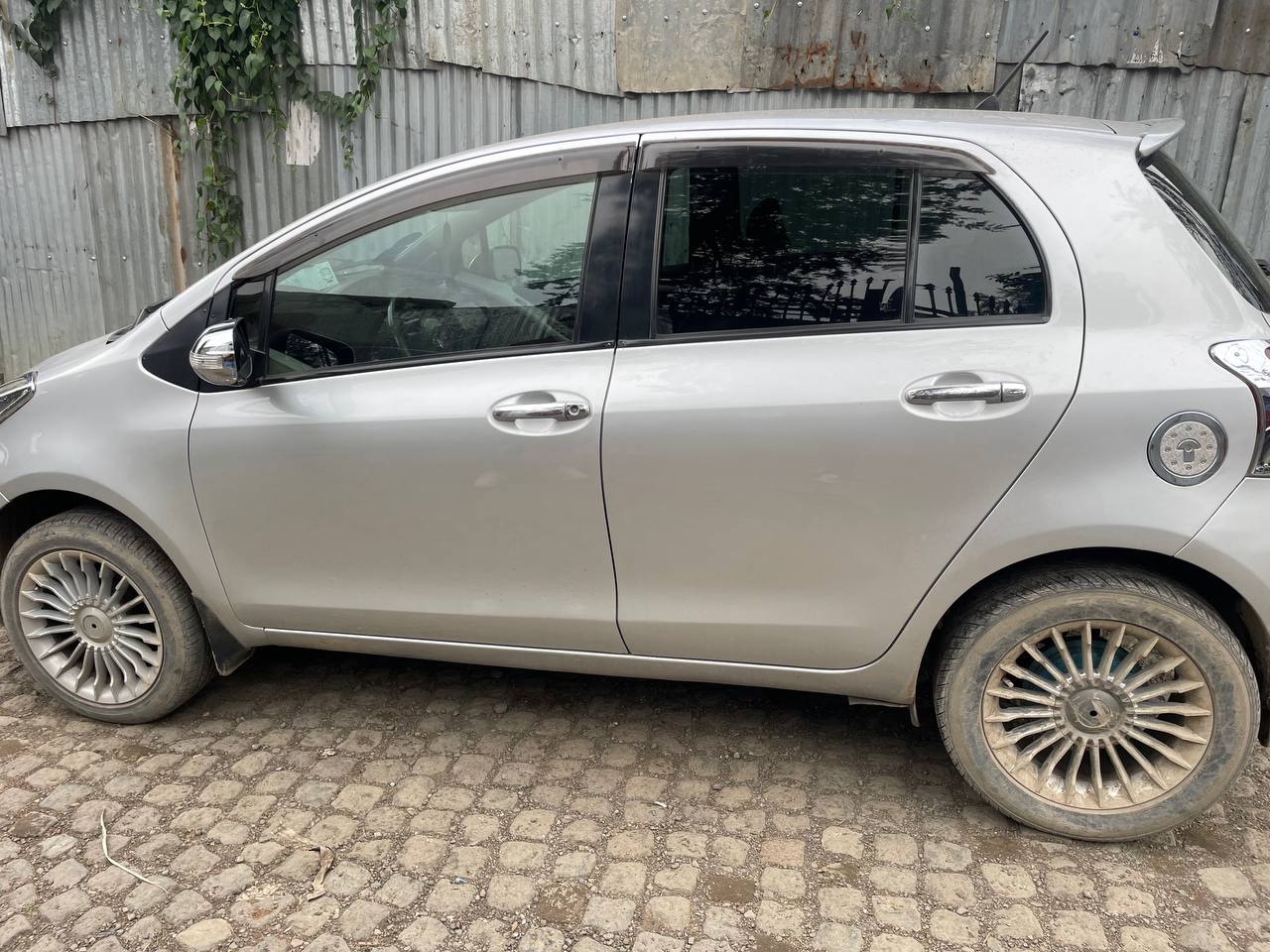 Toyota Yaris Compact