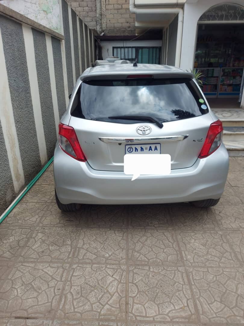 Toyota Yaris 2013 - Image