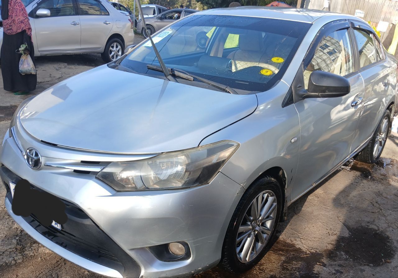 Toyota Yaris - Image