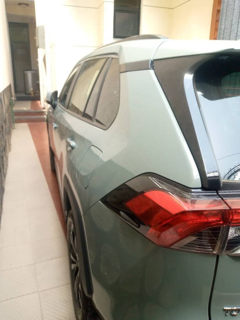 Toyota Rav4 Hybrid - Image