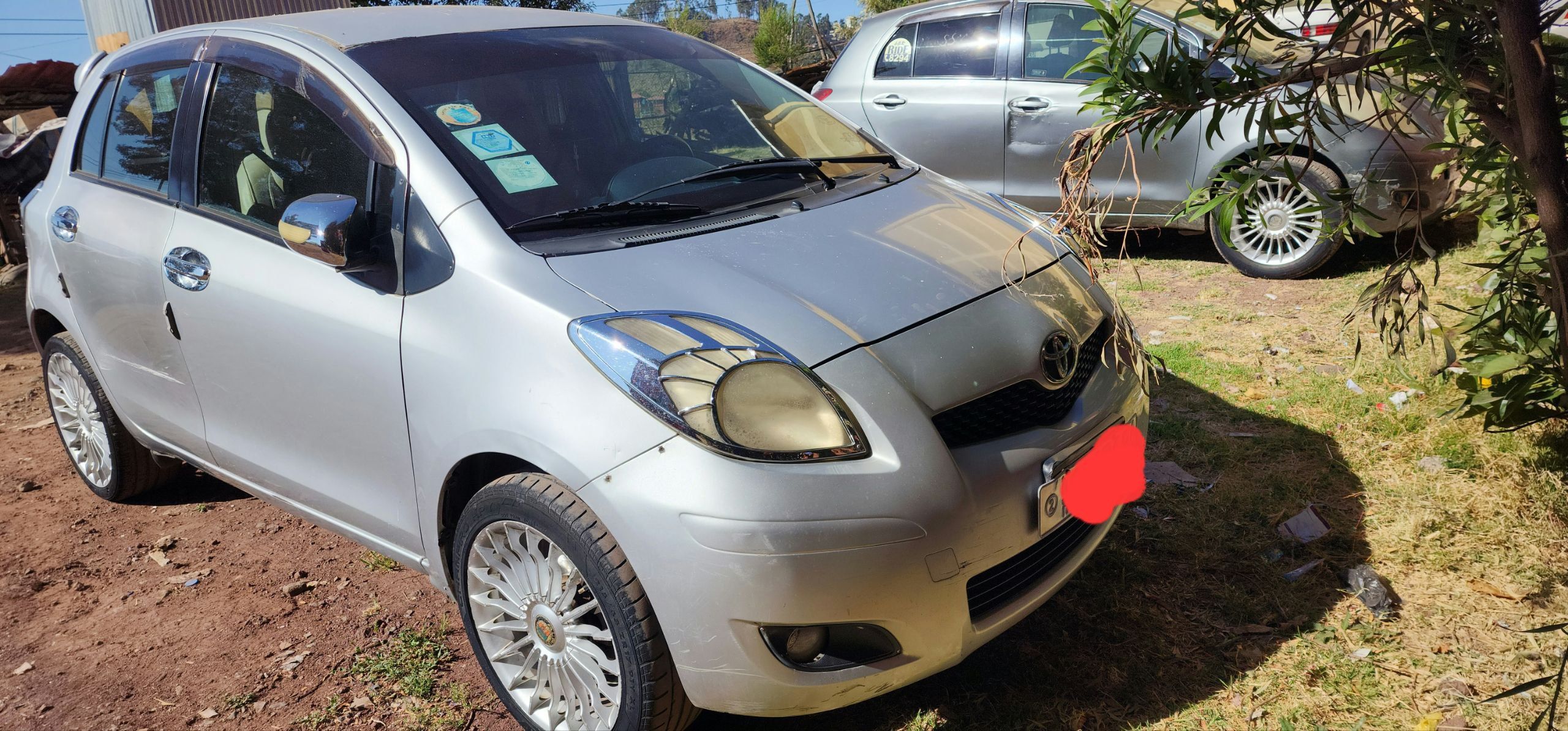 Toyota Yaris Compact 2010 - Image