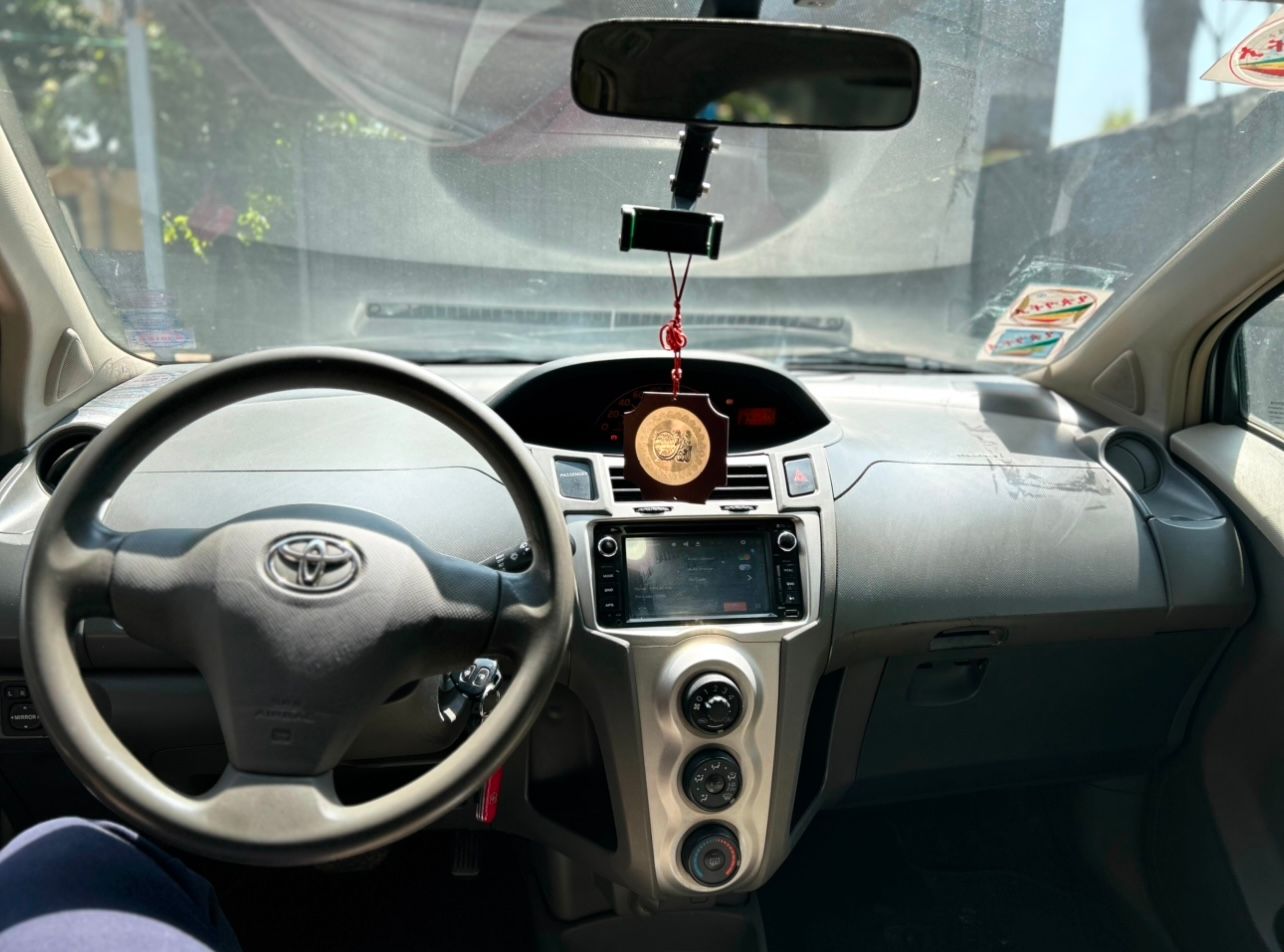 Yaris Compact 2010 - Image