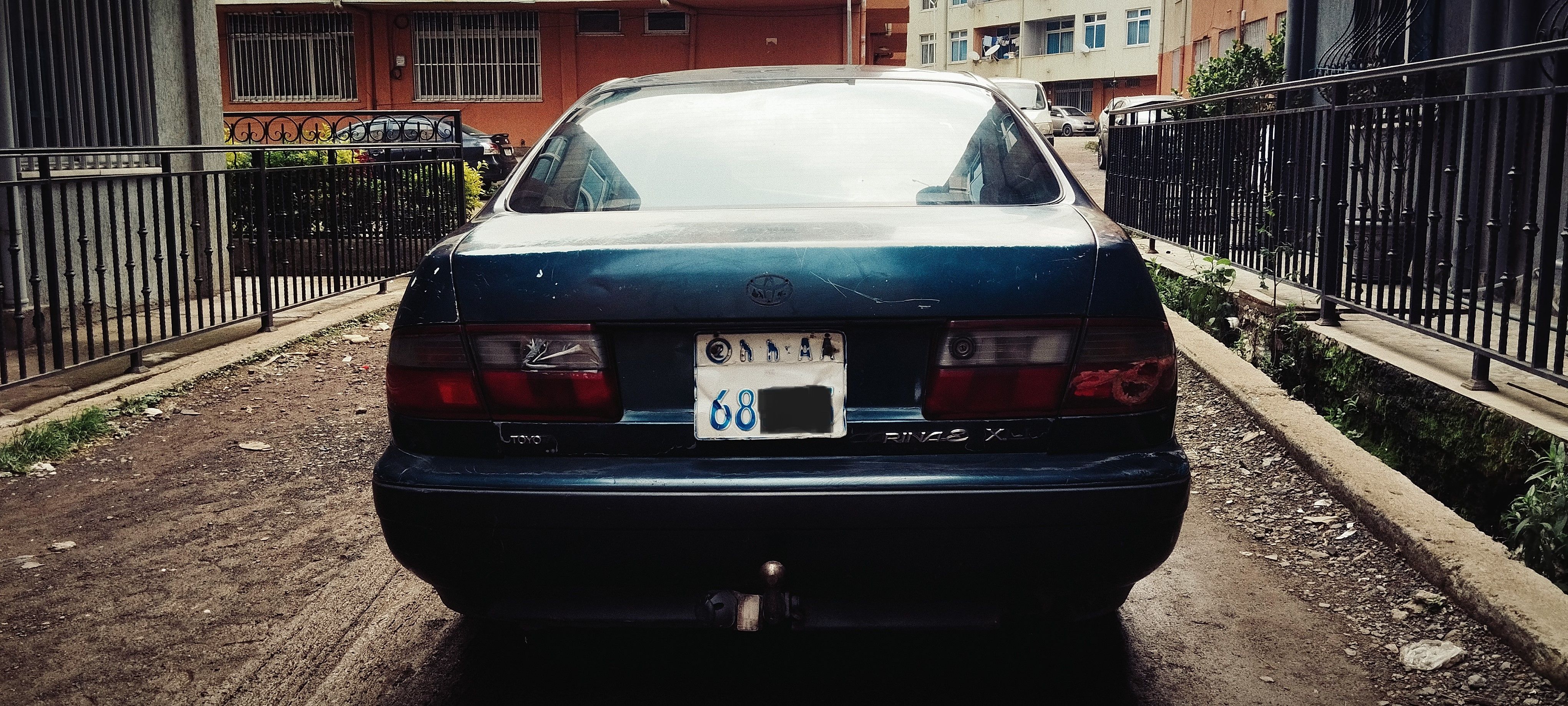 Toyota Carina E, 1.6 Sedan - Image