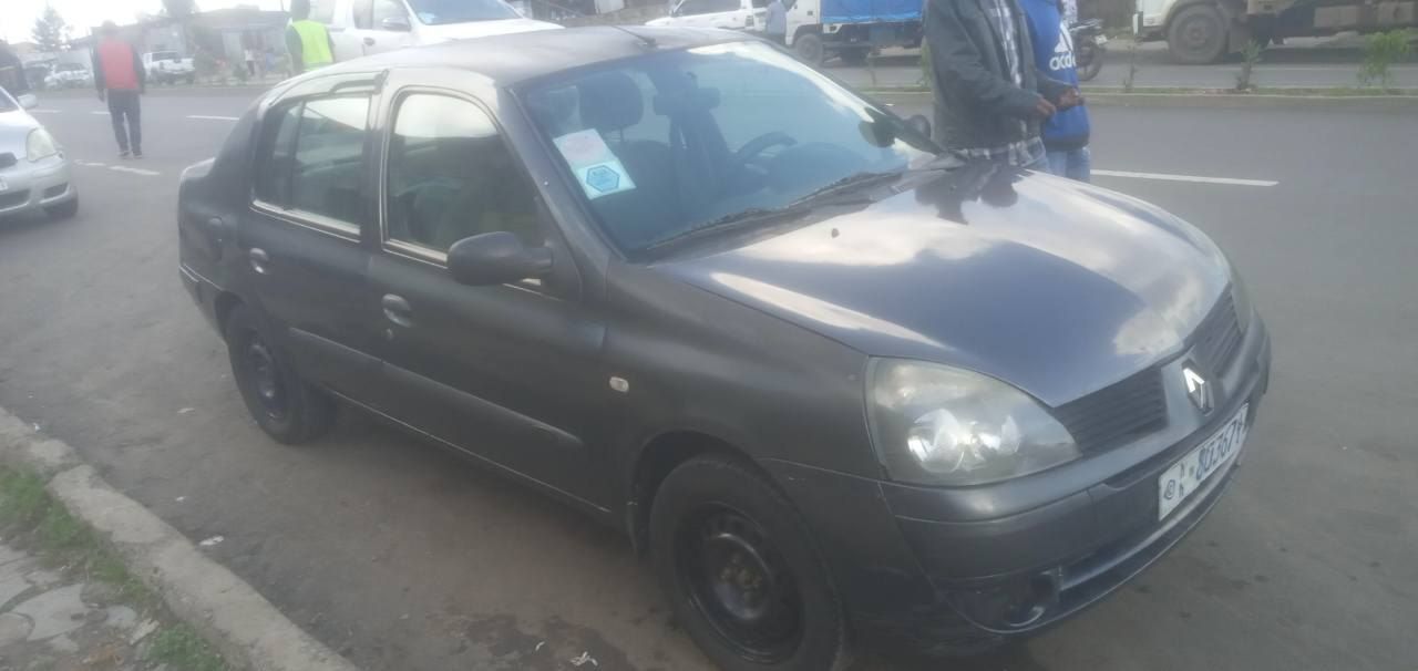 Renuat Clio,2006