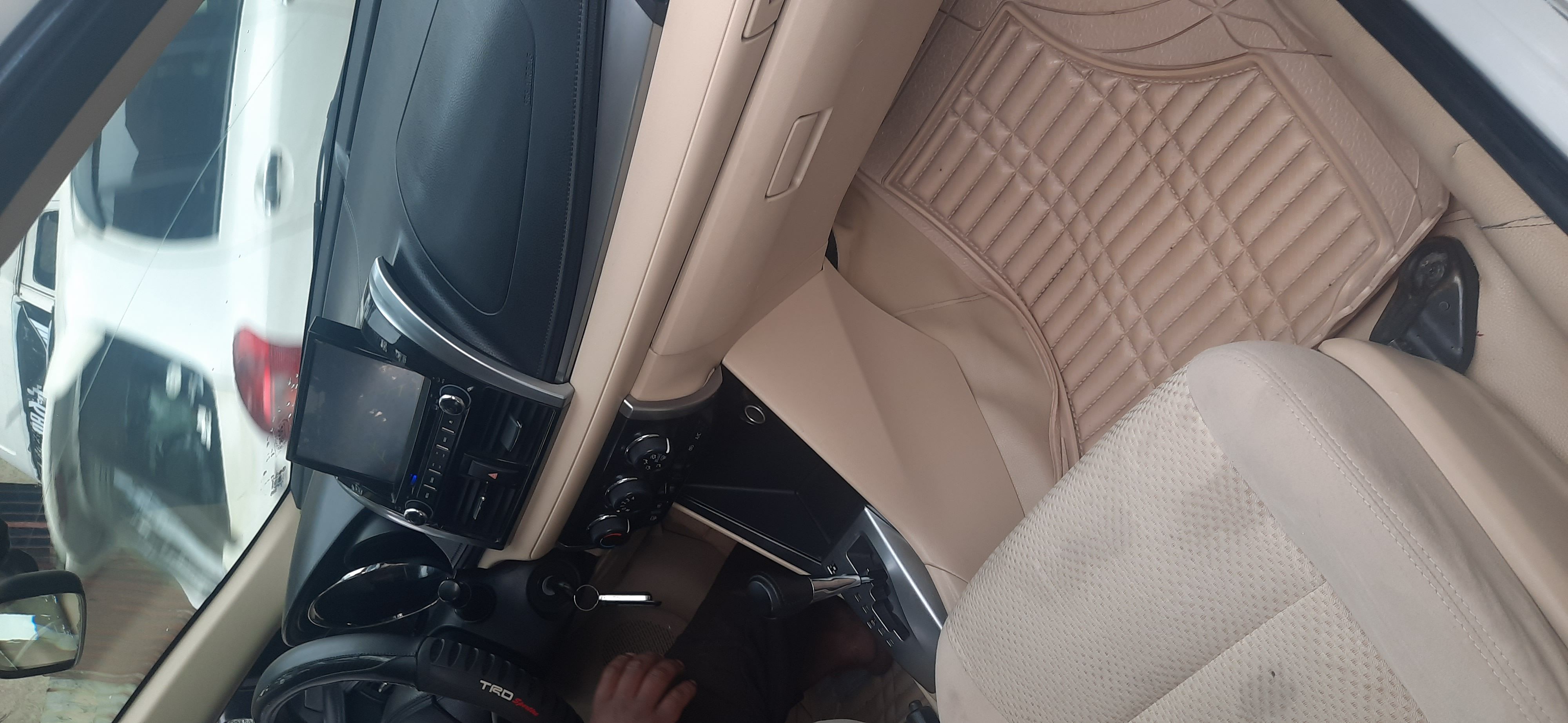 Toyota yaris sedan 2014 - Image