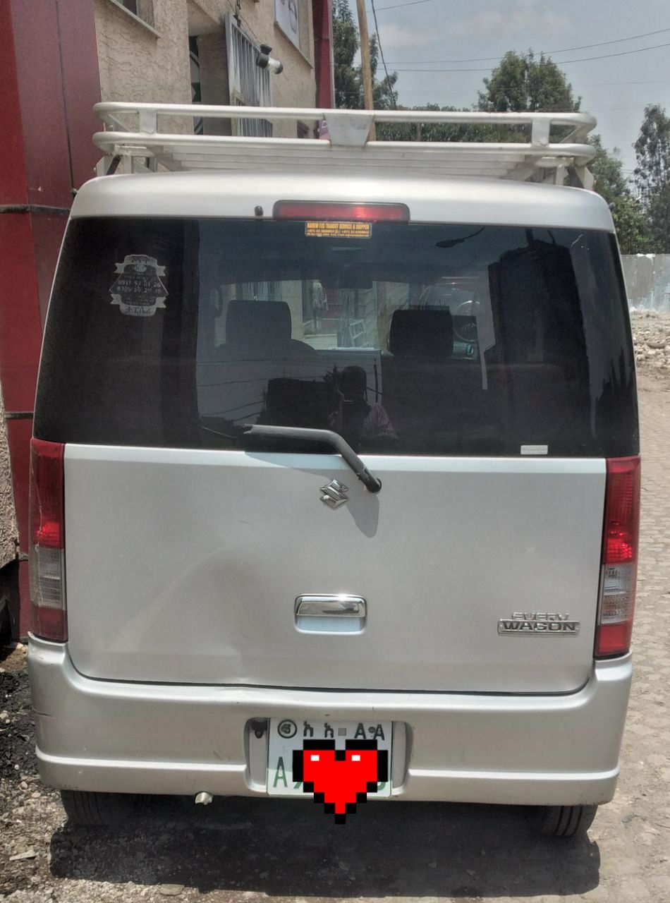 Suzuki every 2012 automatic - Image