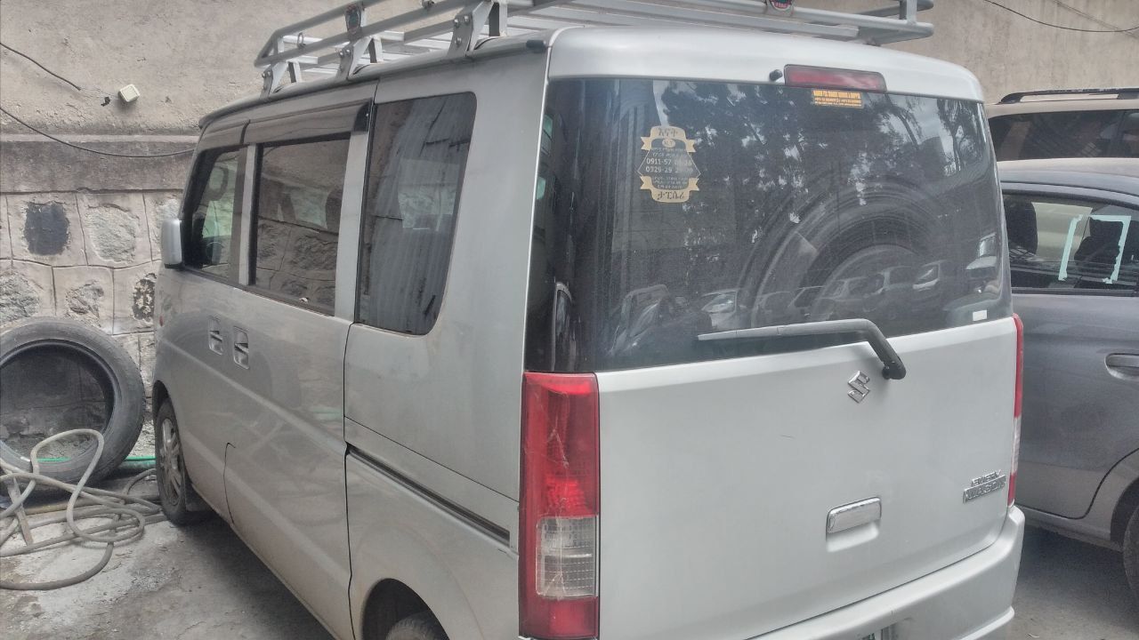 Suzuki every 2012 automatic - Image