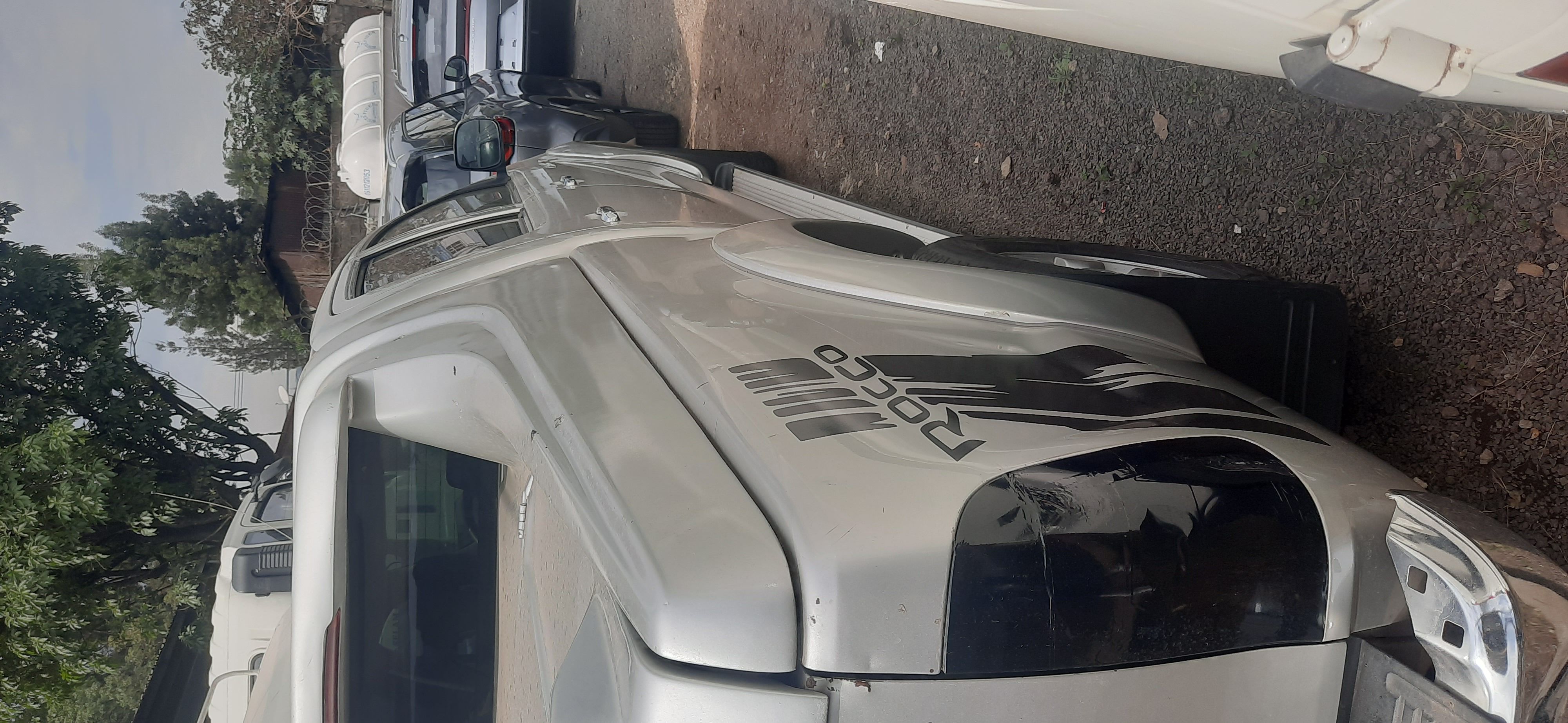 Toyota double cap hilux 2010 - Image