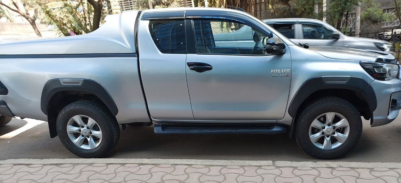 Toyota revo kincap 2021 automatic - Image
