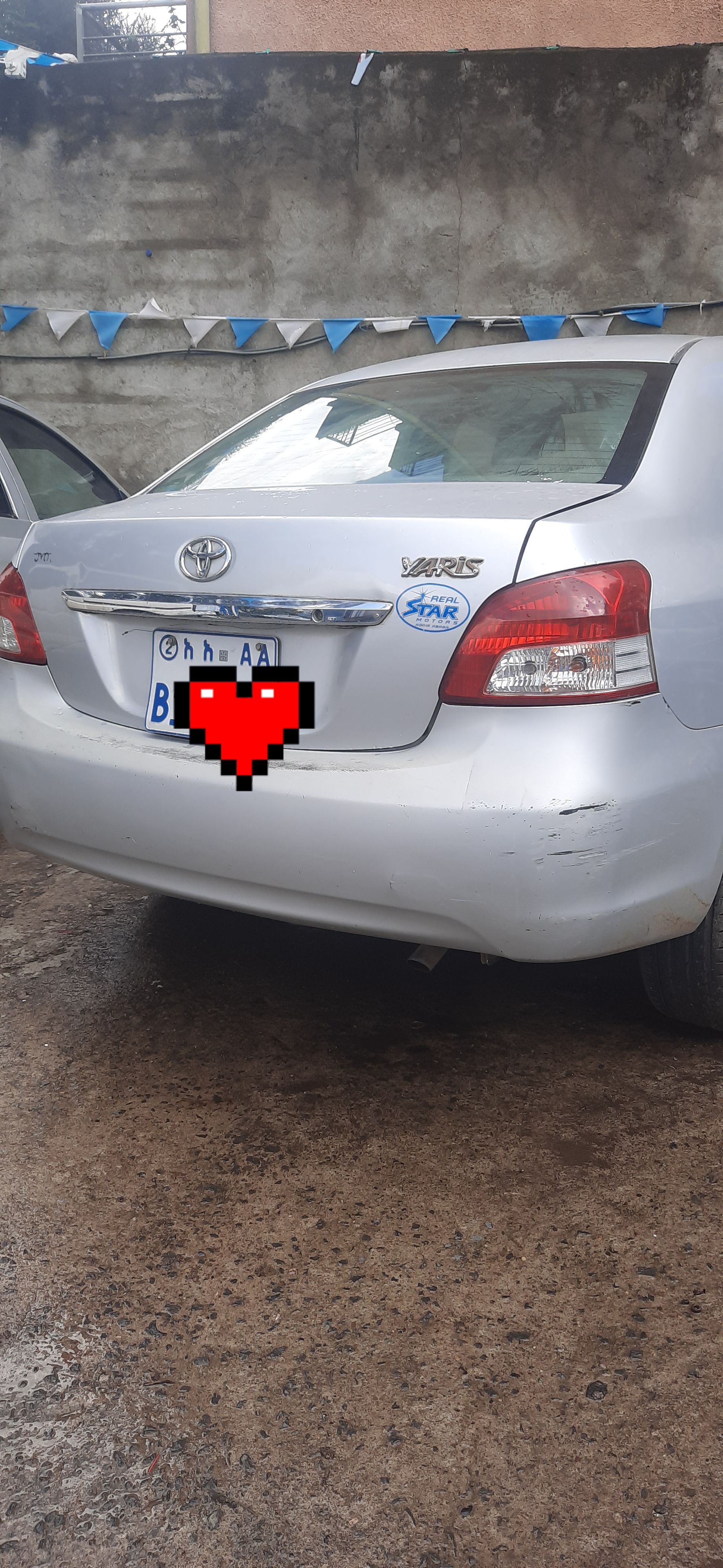 Toyota yaris belta 2010 - Image